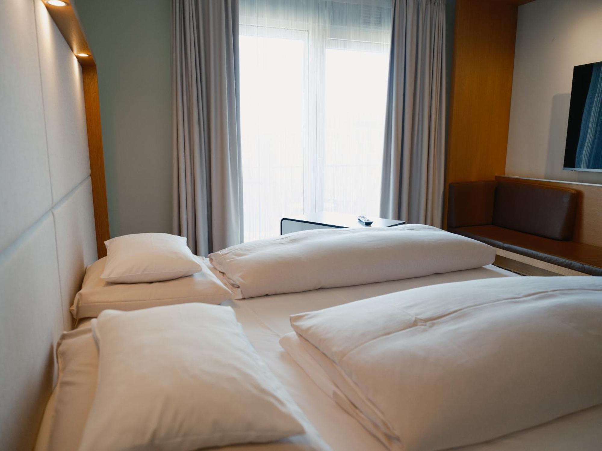 Hotel Daniel Graz - Smart Lifestyle Near City Centre Rom bilde